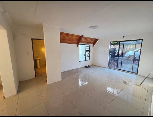 2 BEDROOM PROPERTY TO RENT IN ERASMIA